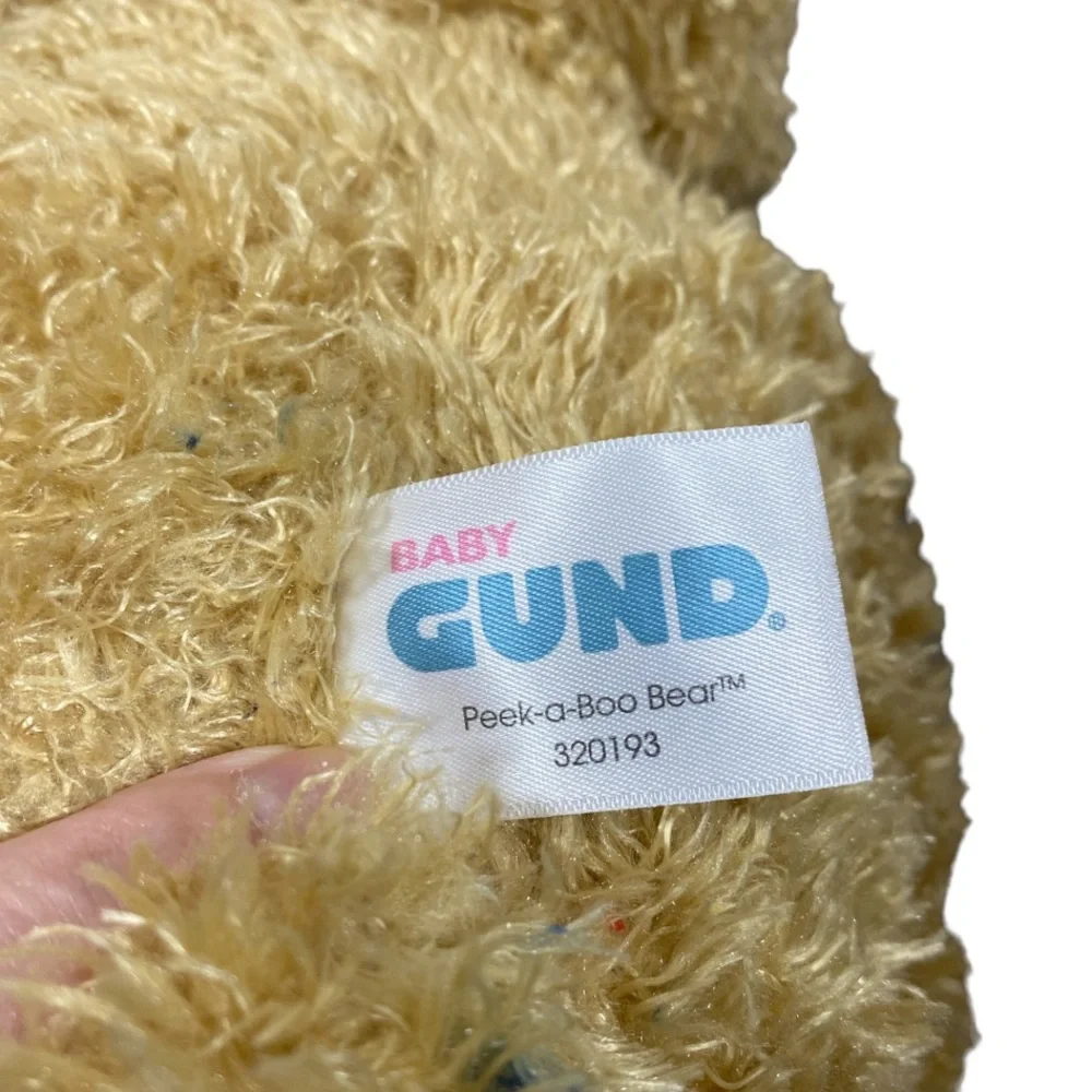BABY GUND Peek-a-boo Plush Bear (Does not come with batteries)